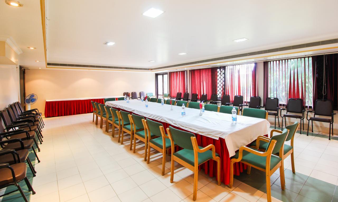 Treebo Trend Royal Inn Mysore Exterior foto