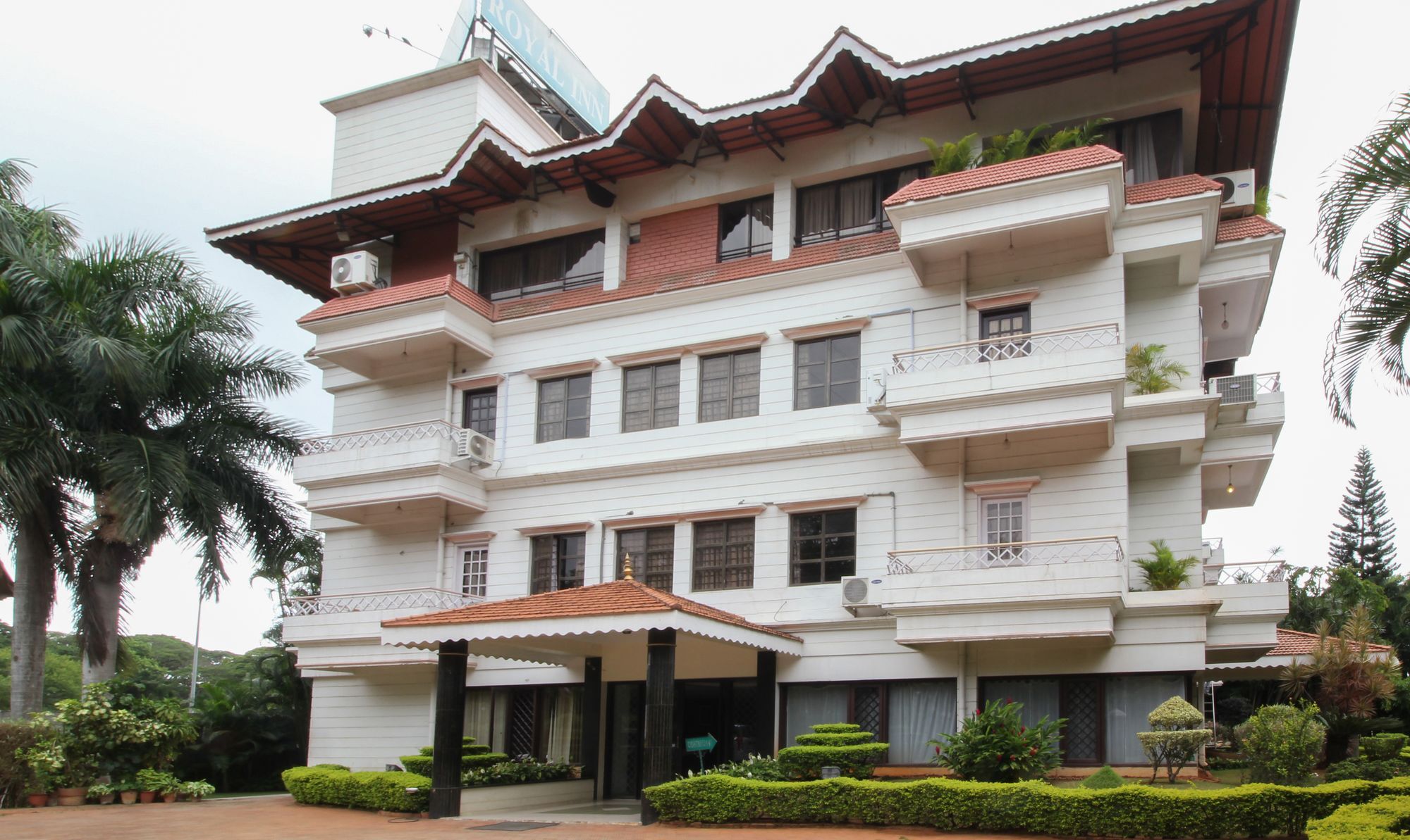 Treebo Trend Royal Inn Mysore Exterior foto